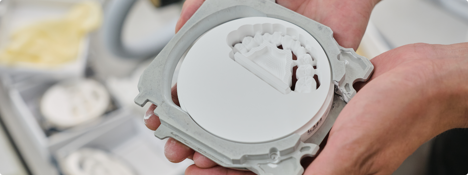 歯科技工物の写真